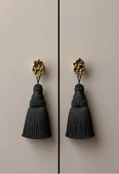 The Furniture Tassel - Noir